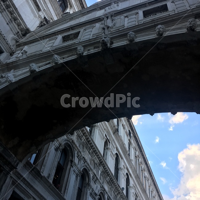 venice,bridge of wailing,bridge,underwater bridge,italy