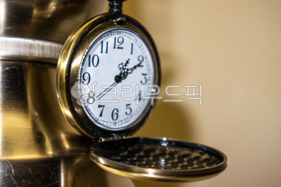 hour,watch,pocket watch,antique,clock