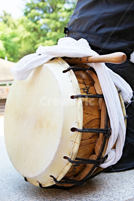 북,민속악기,전통,악기,소가죽,배경,자연,한국전통,한국문화,korean traditional,korean culture,악기,음향기기,musical instrument,musical equipment