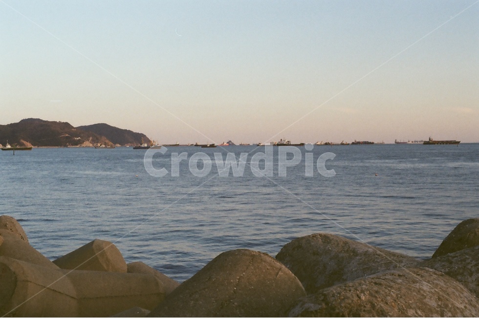 방파제,바다,초저녁,석양,노을,자연,풍경,자연,풍경,nature,landscape,감성,sensible,feeling,promontory,곶,outdoors,옥외,land,땅,water,물,sea,ocean,대양