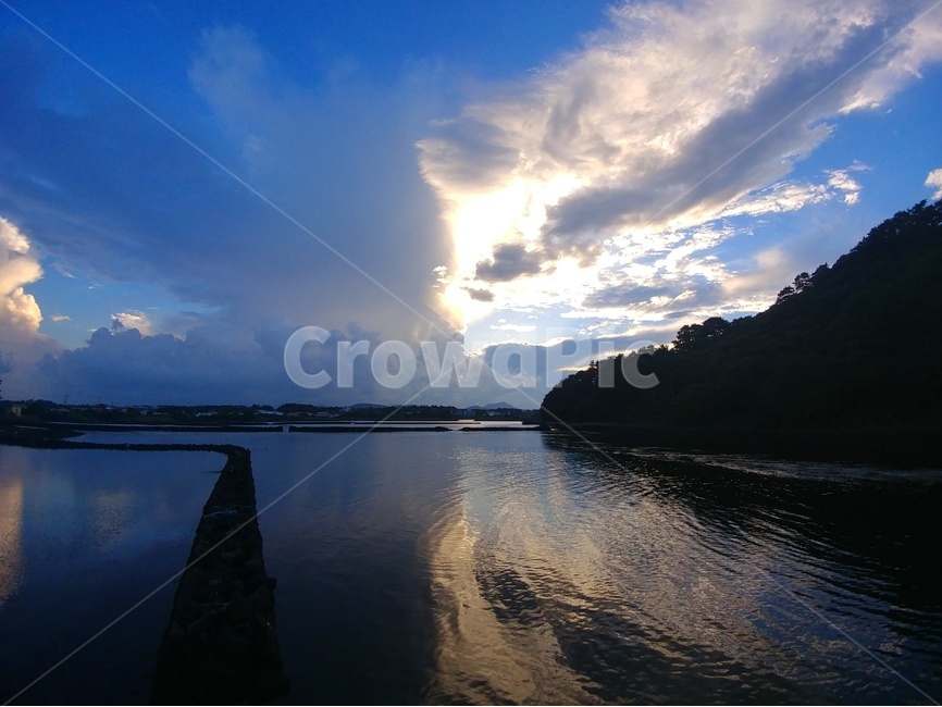 일출,풍경,제주,제주풍경,하늘,구름,자연,바다,반영,자연,풍경,nature,landscape,한국자연풍경,한국자연경관,korea nature landscape,제주도,jeju,jeju island,weather,날씨,outdoors,옥외,water,물,cumulus,적운,cloud,sky