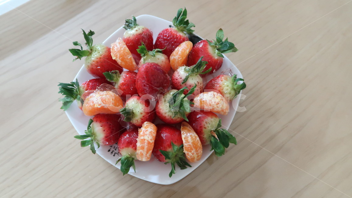 탕후루,딸기탕후루,딸기,귤,귤탕후루,음식,식재료,요리,food,cook,meal,dishes,food reserves,과일,열매,fruit,채소,야채,vegetables