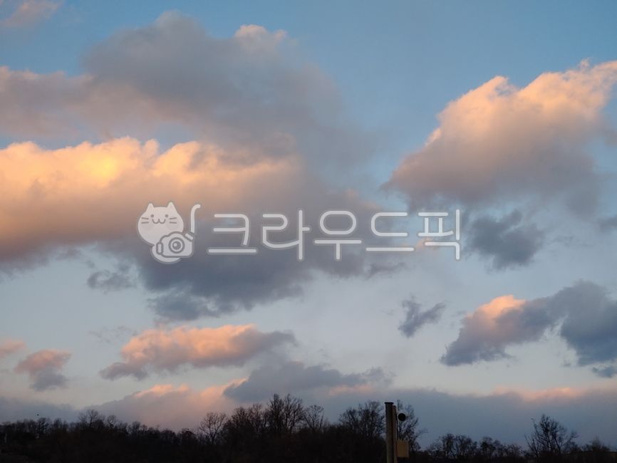 구름떼,저녁놀,높고낮은구름,저녁,구름이동