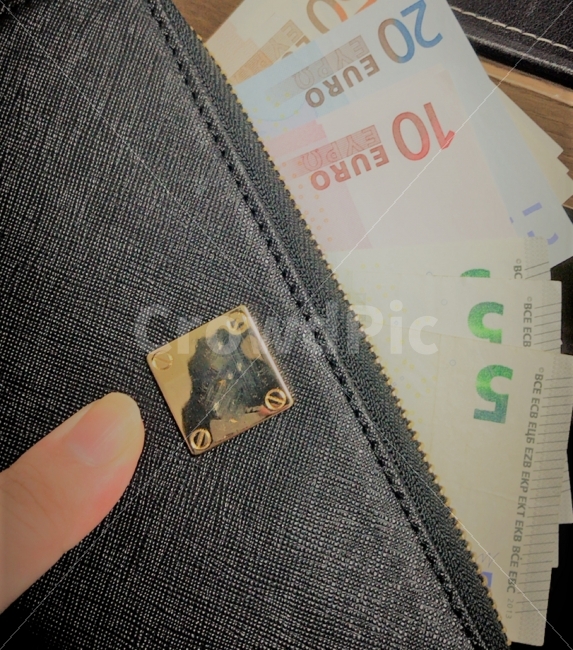 지갑,유로,환전,환율,돈,travel,plan,money,euro,사람,인물,인간,human,person,금융,돈,finance,banking,money