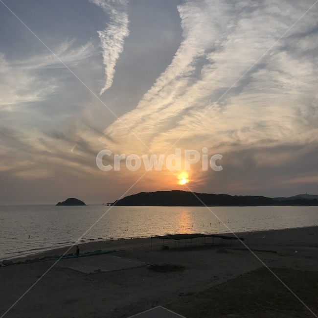 하늘,일몰,sunset,바다,nature,자연,자연,풍경,nature,landscape,outdoors,옥외,red sky,붉은 하늘,sky,dusk,황혼,dawn,새벽