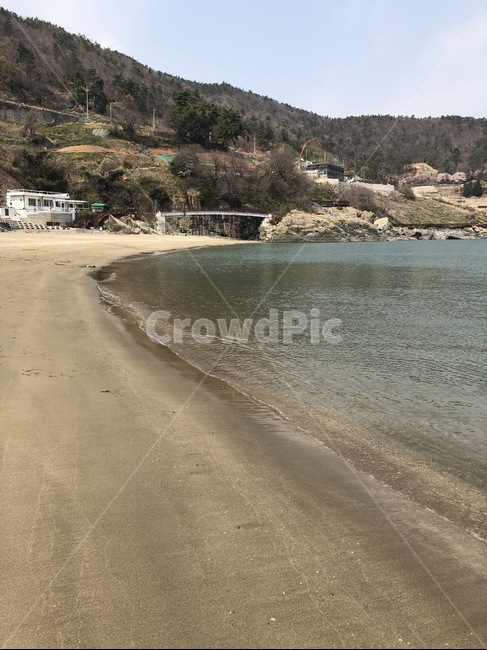 바다,해변,파도,잔잔함,물,모래,바닷물,잔잔한파도,조용함,감성