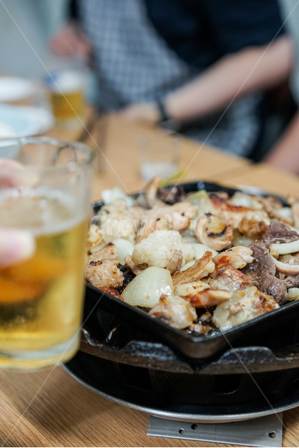 곱창,막창,고기,불판,술안주,맥주,술,음식,식재료,요리,food,cook,meal,dishes,food reserves,육류,고기,meat,한식,한국음식,한국요리,korean food,korean dishes,korean meal,korean cook,술,주류,alcohol