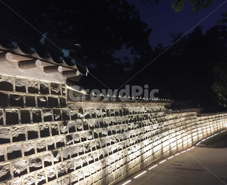 돌담길,전통적인,야경,빛,어둠,한국,야경,밤,풍경,nightscape,night,landscape,한국전통,한국문화,korean traditional,korean culture,건축물,건물외관,exterior,building,structure,architecture,construction