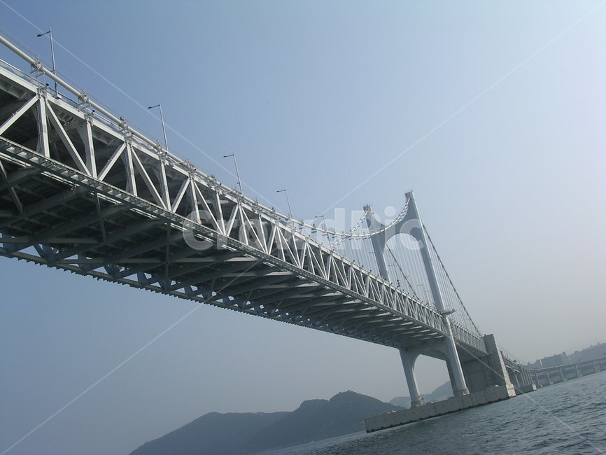 광안대교,다리,바다,파도,하늘