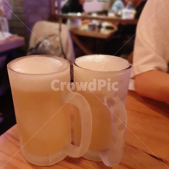 생맥주,맥주,시원한맥주,맥주거품,얼음맥주