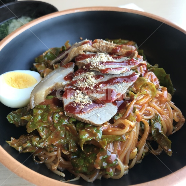 비빔국수,고기국수,제주도국수,제주도비빔국수,제주도,음식,식재료,요리,food,cook,meal,dishes,food reserves,면류,면요리,noodles,한식,한국음식,한국요리,korean food,korean dishes,korean meal,korean cook