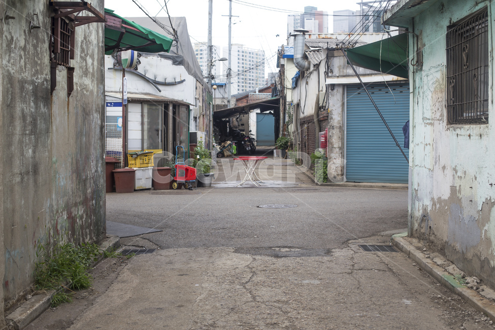 골목,길,골목길,도시,동네,주택,상점,가게,벽
