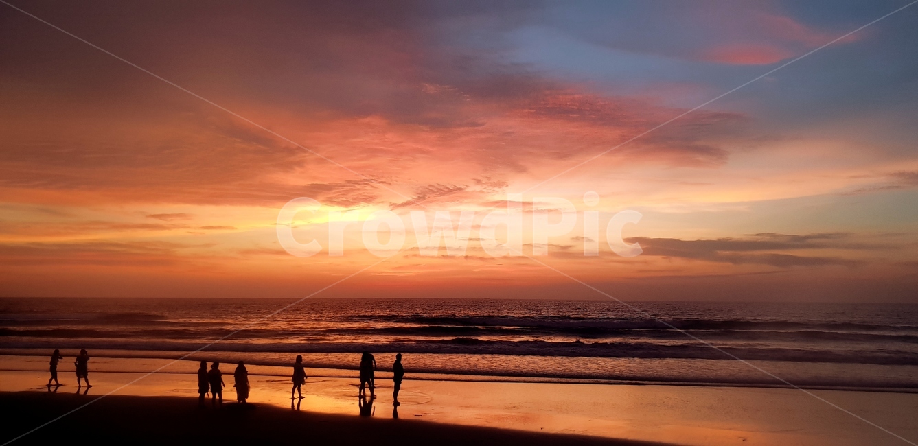 일몰,노을,sunset,해변,바다,붉은하늘,바다풍경,beach,sea,자연,구름,자연,풍경,nature,landscape,인물실루엣,사람실루엣,character silhouette,human silhouette,person,사람,human,인간,outdoors,옥외,silhouette,실루엣,red sky,붉은 하늘,dusk,황혼,dawn,새벽,sky,하늘