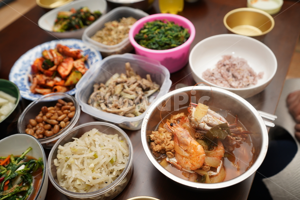 찌개,새우,쉬림프,해물탕,탕,국물,식사,안주,먹거리,집밥,가정식,음식,meal,dish,요리,음식,식재료,요리,food,cook,meal,dishes,food reserves,한식,한국음식,한국요리,korean food,korean dishes,korean meal,korean cook