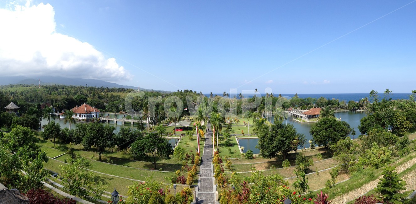 ancientarchitecture,palace,Im sorry,redhouse,Bali,ancient architecture,red tile,Palace,water palace,red house,Karangasem,garden,Indonesia