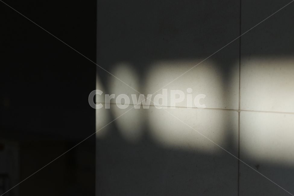 그림자,shadow,벽,wall,반영,반사,빛,light,어두움,dark,가을,감성,우울,감성사진,감성,sensible,feeling