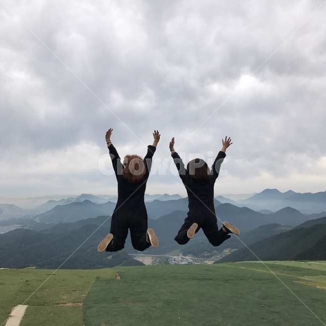 패러글라이딩,단양,국내,여행,친구,우정,하늘,산,자연,풍경,도전,점프,paragliding,parachute,sky,travel,낙하산,사람,인물,인간,human,person,감정표현,기분,feeling,emotion,친구,우정,friendship,companion
