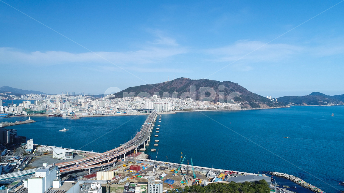 부산,남항대교,남포동,영도,자갈치,다리,대교,바다,교통,자동차,관광지,여행,시원한,한산한,도로,송도,부산타워,항공촬영,도시,풍경,city,landscape,한국도시풍경,한국도시경관,korea cityscape,road,경치,nature,자연,outdoors,옥외,scenery