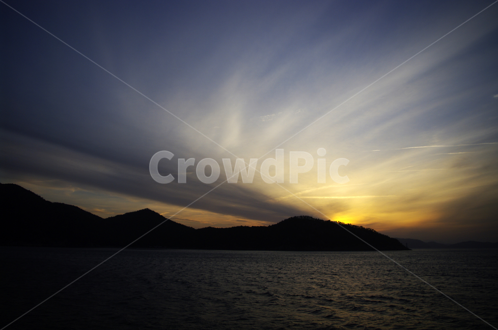 일출,sunrise,바다,풍경,섬,노을,하늘,구름,산,color,자연,풍경,nature,landscape,outdoors,옥외,land,땅,ocean,대양,sea,water,물,shoreline,해안선