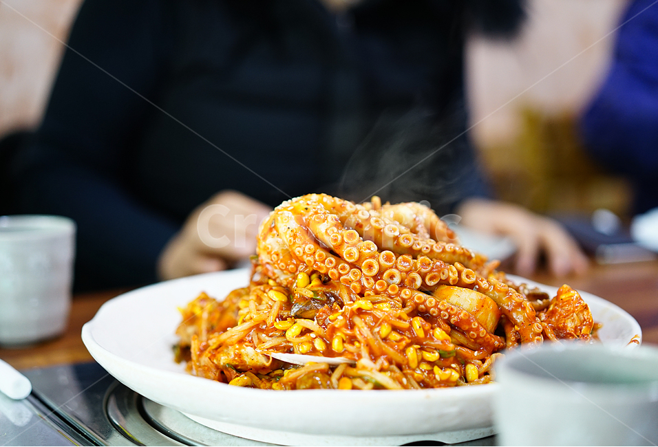 식사,해물,해물찜,먹방,먹거리,해물요리,낙지,음식,안주,매콤,매운음식,매운요리,쫄깃,식감,외식,안줏거리,술안주,씨푸드,찜,음식,식재료,요리,food,cook,meal,dishes,food reserves,수산물,해산물,fishery products,seafood,한식,한국음식,한국요리,korean food,korean dishes,korean meal,korean cook