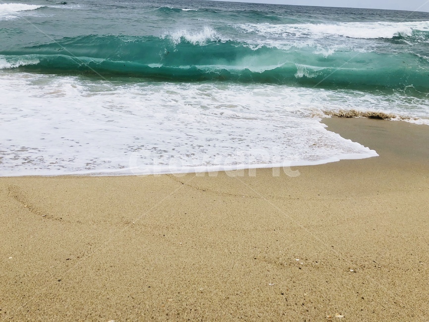 강릉,사천해변,에메랄드파도,파도,초록바다,해변,바다,beach,sea