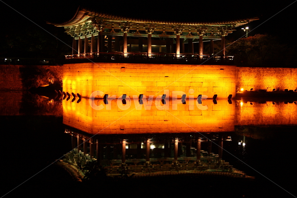 경주,한국전통,안압지,야경,건물,건축,야경,밤,풍경,nightscape,night,landscape,한국전통,한국문화,korean traditional,korean culture,랜드마크,landmark,tourist attraction,한국랜드마크,한국관광지,한국명소,korea landmark,korea tourist attraction,architecture,건축물,building