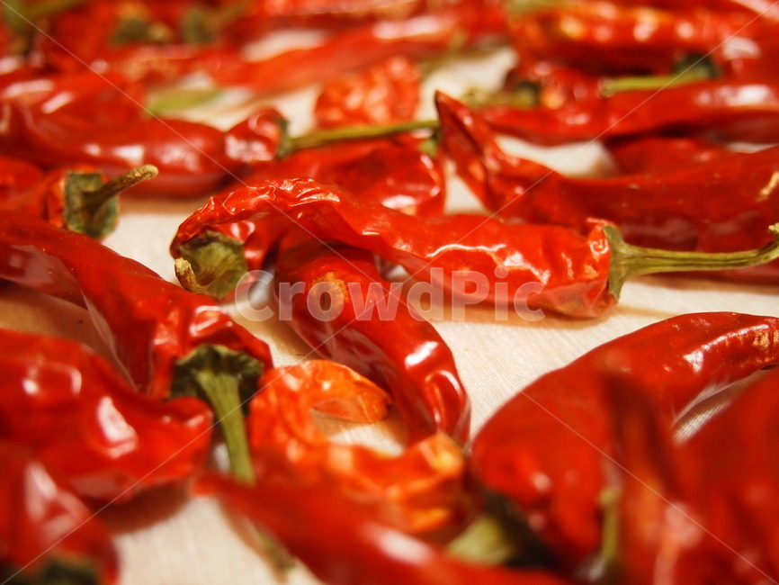 pepper,red pepper,drying peppers,ingredients,food