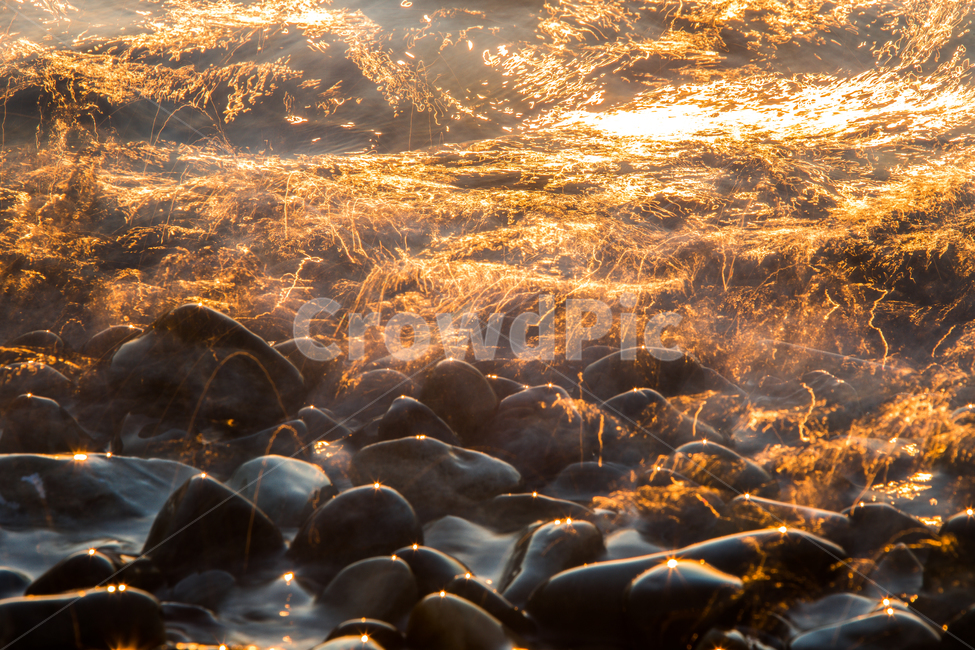 빛,빛반사,파도,몽돌,금빛,햇빛반사,자연,풍경,nature,landscape