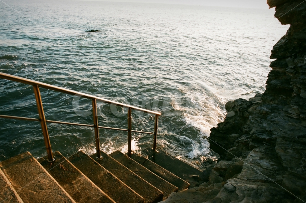 바다,계단,파도,느낌,필름사진,자연,풍경,nature,landscape,banister,난간,handrail,railing
