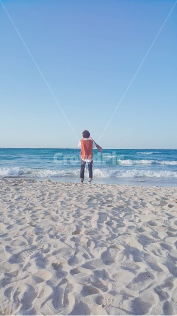바다,감성사진,수평선,해수욕장,파도,모래,힐링,혼자,뒷모습,슬픔,외로움,가을바다,맑은하늘