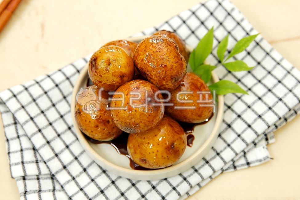 알감자,감자조림,알감자조림,음식,요리,음식,식재료,요리,food,cook,meal,dishes,food reserves