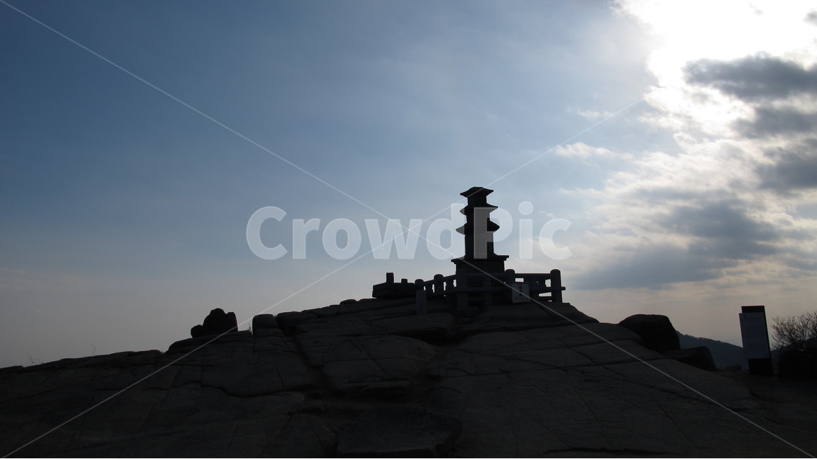 대견사,절,석탑,temple,비슬산,풍경,조각상,동상,석상,조형물,statue,bronze statue,stone statue,실루엣,그림자,silhouette,shadow