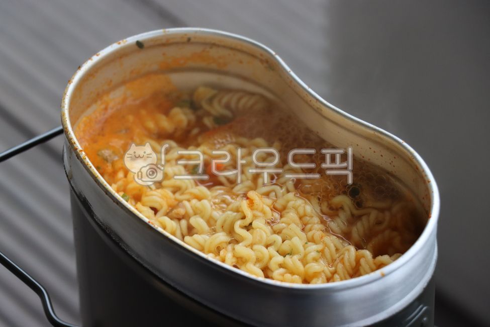라면,군용반합,캠핑음식,캠핑요리,food,식사,meal