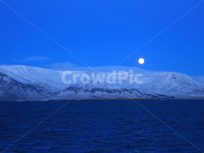 nature,자연,아이스랜드,아이스란드,달,moon,밤,풍경,산,겨울,계절,winter,season,야경,밤,풍경,nightscape,night,landscape