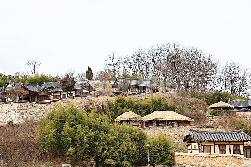 양동마을,한옥,기와집,집,전통집,한옥집,건물,자연,풍경,겨울,옛날집,한국전통,한국문화,korean traditional,korean culture