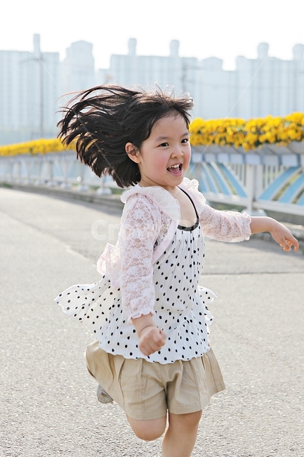 여자아이,아이,어린이,사람,자연,배경,어린이,어린아이,child,children,kid