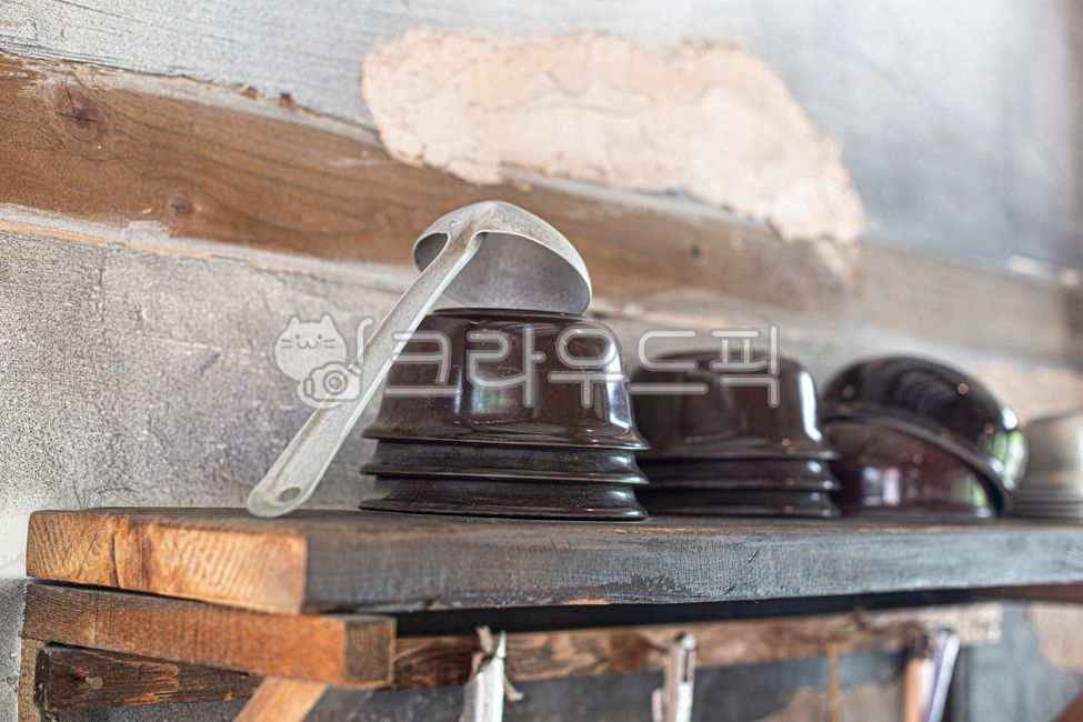 soup bowl,ladle,earthen pot,bowl,Gukbap