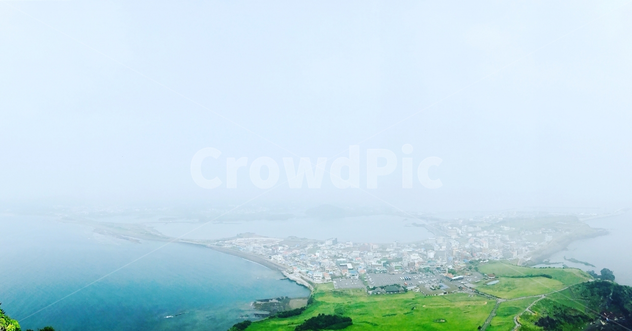 제주도,성산일출봉,오전,여름,바다,흐린날,자연,풍경,nature,landscape,한국자연풍경,한국자연경관,korea nature landscape,제주도,jeju,jeju island,도시,city,한국도시풍경,한국도시경관,korea cityscape,outdoors,옥외,경치,scenery,aerial view,조감도