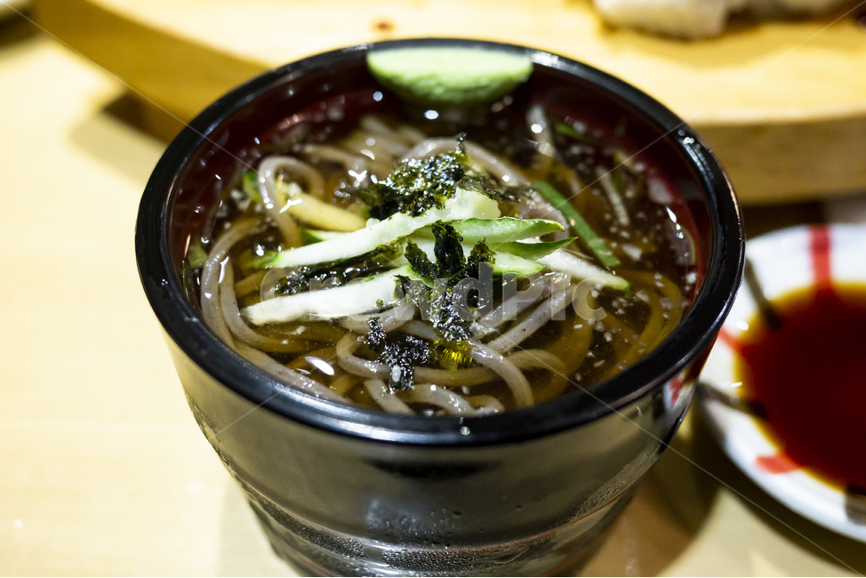 모밀,냉모밀,오이,시원한,여름,일식,일본음식,맛있는,호로록,모밀국수,국수,누들,일본,전통,음식,와사비,별미,음식점,가게,맛집,음식,식재료,요리,food,cook,meal,dishes,food reserves,면류,면요리,noodles,일식,일본음식,일본요리,Japanese food,Japanese dishes,Japanese meal,Japanese cook