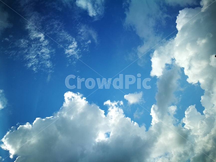 구름,하늘,파란하늘,맑은하늘,뭉게구름,자연,풍경,nature,landscape,outdoors,옥외,azure sky,푸른 하늘,sky