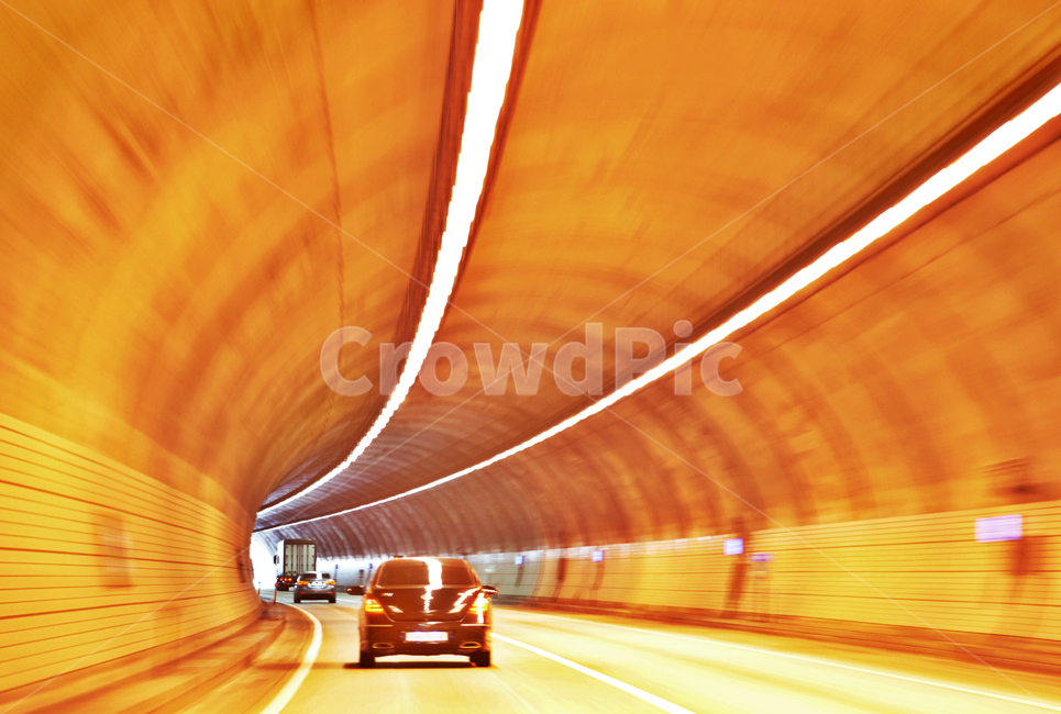 터널,고속도로,차량,주행,도로,자동차,운전,조명,포스터,교통,교통수단,traffic,transportation