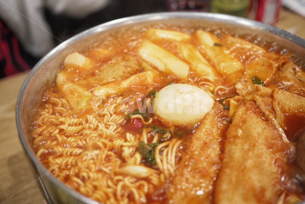 ramen,egg,Korean cuisine,fried food,Korean food,Ramen Sari,tteokbokki,Korean,cooking,food