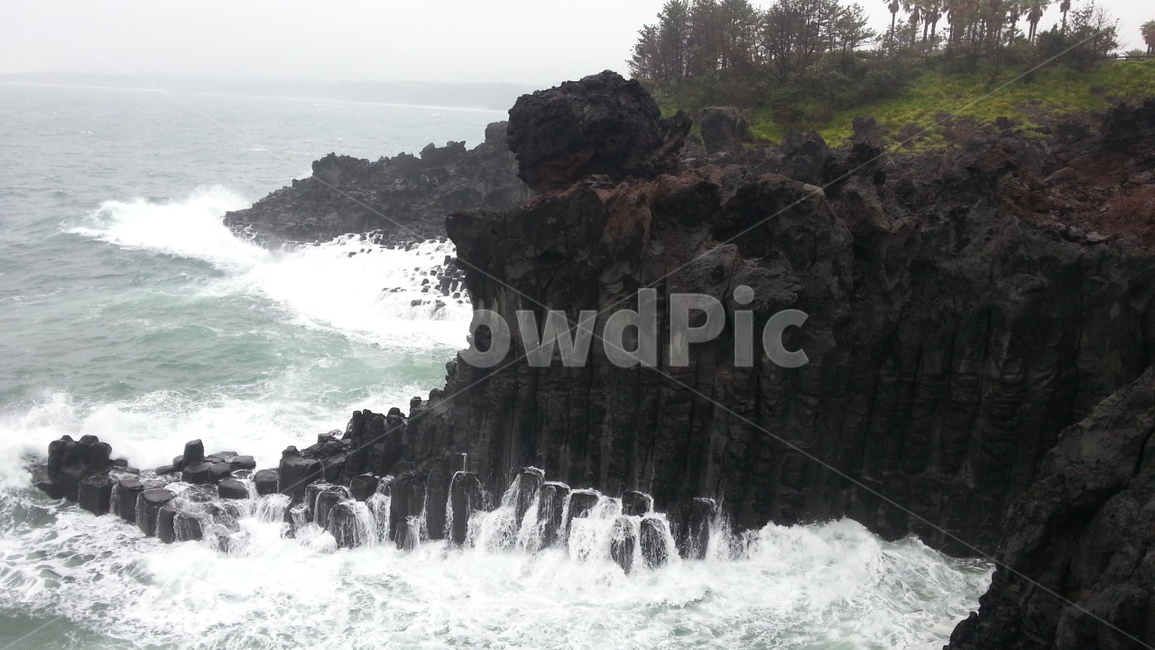 제주도,주상절리,바다,풍경,파도,자연,풍경,nature,landscape,한국자연풍경,한국자연경관,korea nature landscape,제주도,jeju,jeju island,outdoors,옥외,cliff,낭떠러지,promontory,곶