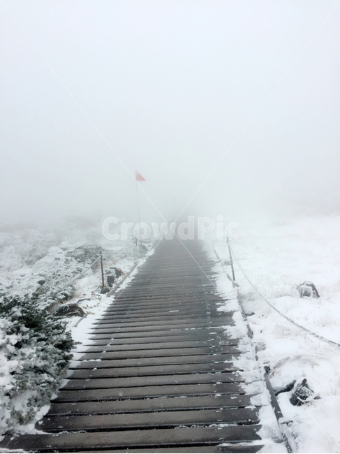 눈,설산,안개,바람,산,겨울,계절,winter,season,자연,풍경,nature,landscape,outdoors,옥외,weather,날씨,storm,폭풍,snow,blizzard,눈보라