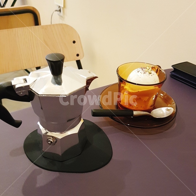 아포카토,바닐라아이스크림,카페,따뜻함,affogato