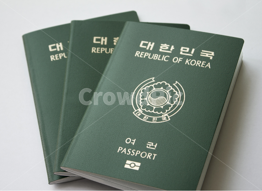 여권,한국여권,passport,대한민국여권,id,사물,물건,business,card,citizen,emigration,identification,identity,international,korea,pass,republicofkorea,security,한국,대한민국,여행,휴가,traveling,vacation,trip,사물,물건,오브젝트,thing,object,matter