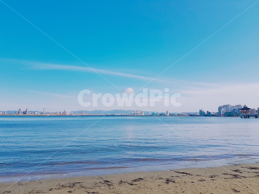 바닷가,수평선,모래사장,바다배경,맑은하늘,해변가,힐링,자연,해변,바다,beach,sea