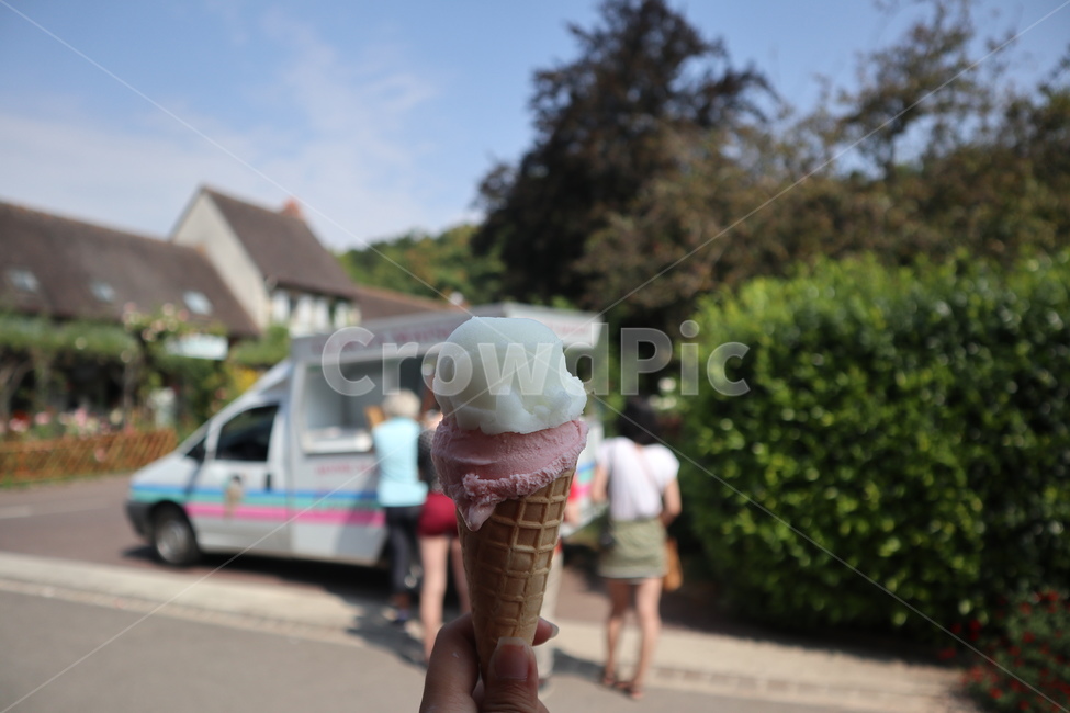 아이스크림,콘아이스크림,아이스크림콘,지베르니,아이스크림트럭,icecream,음식,식재료,요리,food,cook,meal,dishes,food reserves,디저트,간식,후식,dessert,snack