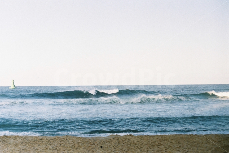 바다,파도,필름카메라,필름,film,filmcamera,등대,강릉,자연,풍경,nature,landscape,해변,바다,beach,sea,감성,sensible,feeling,water,물,ocean,대양,outdoors,옥외,sea waves