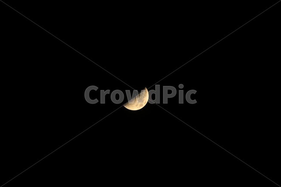 달,moon,크레이터,밤,하늘,검은하늘,반달,halfmoon,자연,풍경,nature,landscape,outdoors,옥외